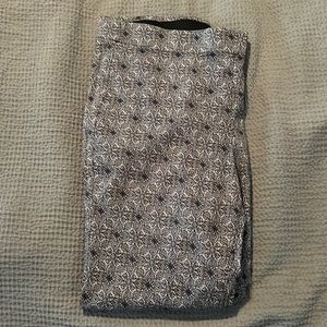 Straight leg pull on pants